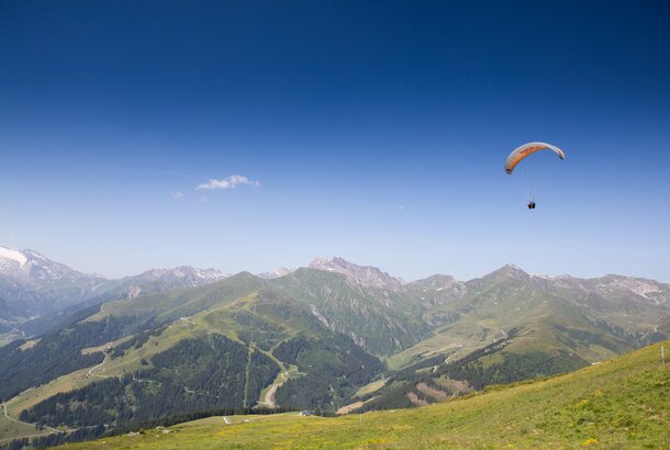 paragleiten im Sommerurlaub Tirol